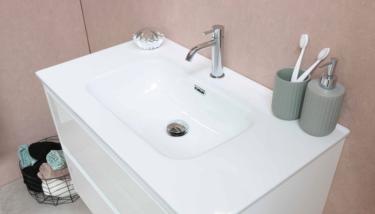 bathroom sink drain stinks