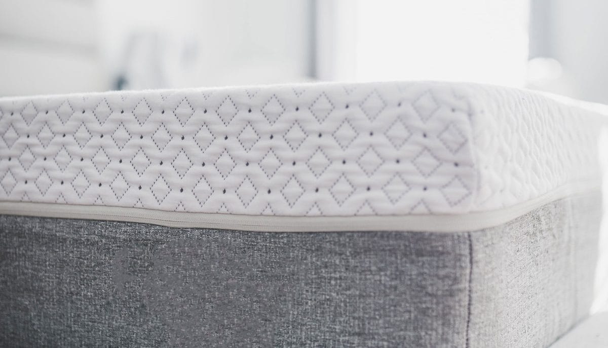 how to get sweat smell out of mattress